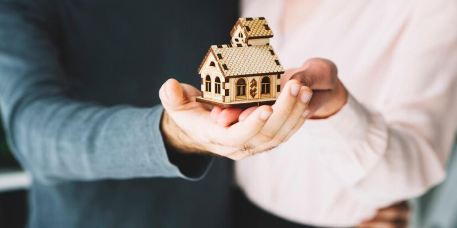 Tu Dinero No Está Seguro en América Latina… Haz Esto Antes de que Sea Tarde